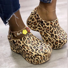 Load image into Gallery viewer, Leopard Platform Slipper Ladies Casual Shoes
